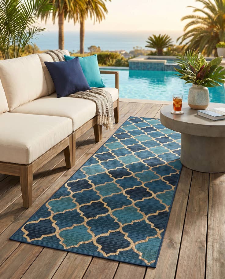 Detail image of 2' 7 x 5' 3 Easy-Clean Trellis Indoor / Outdoor Runner Rug