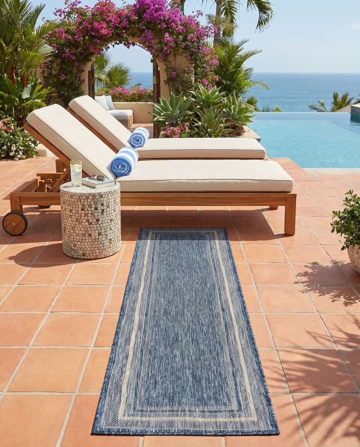 2' x 8' Easy-Clean Border Indoor / Outdoor Runner Rug