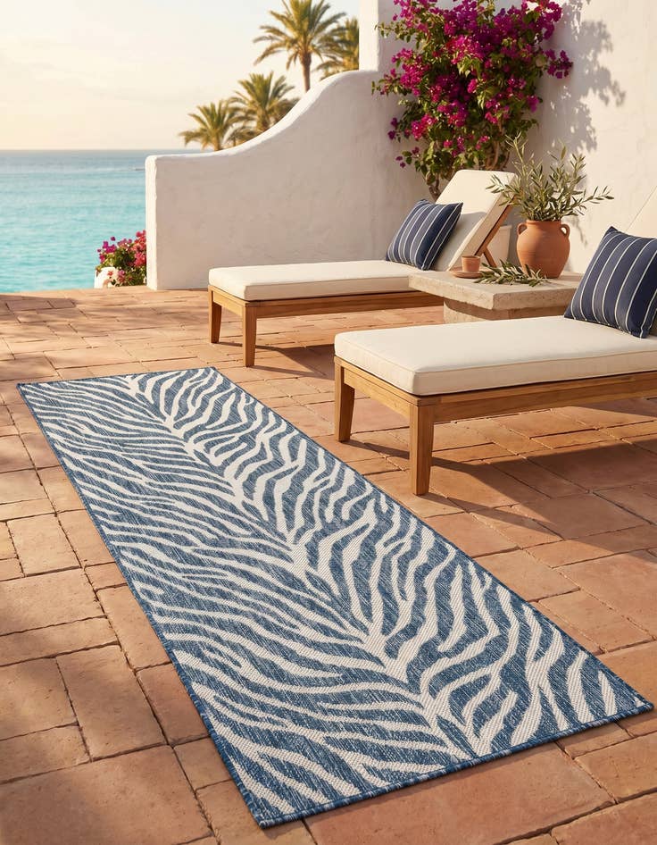 Detail image of 2' x 6' Easy-Clean Safari Indoor / Outdoor Runner Rug