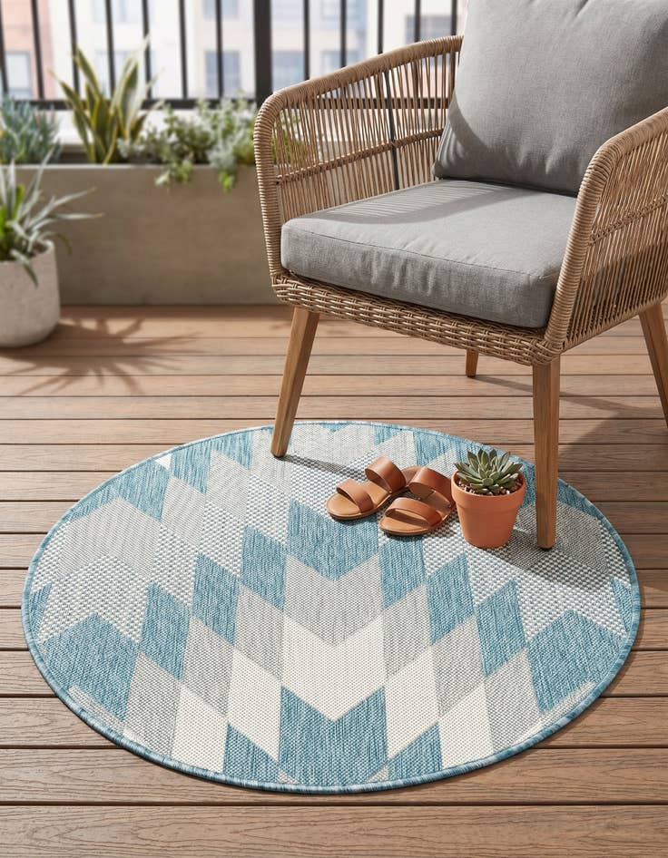 Detail image of 3' x 3' Easy-Clean Modern Indoor / Outdoor Round Rug