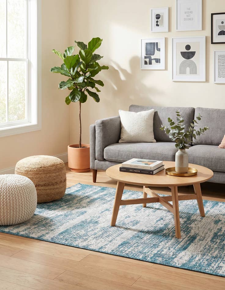 Detail image of 3' x 5' 3 Easy-Clean Modern Indoor / Outdoor Rug