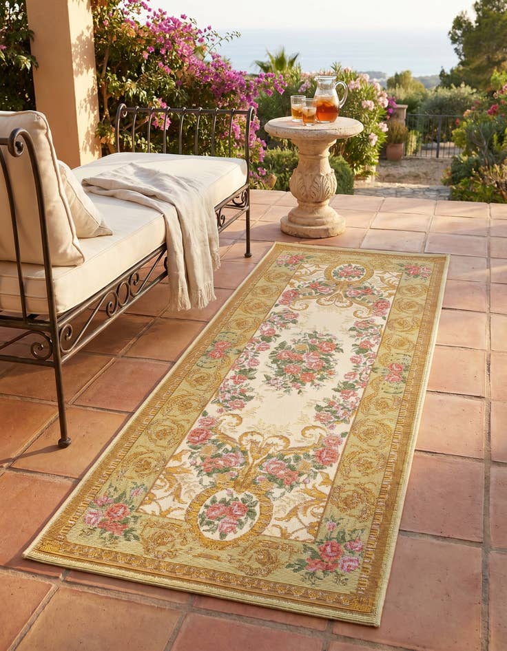 Detail image of 2' x 5' Easy-Clean Traditional Indoor / Outdoor Runner Rug