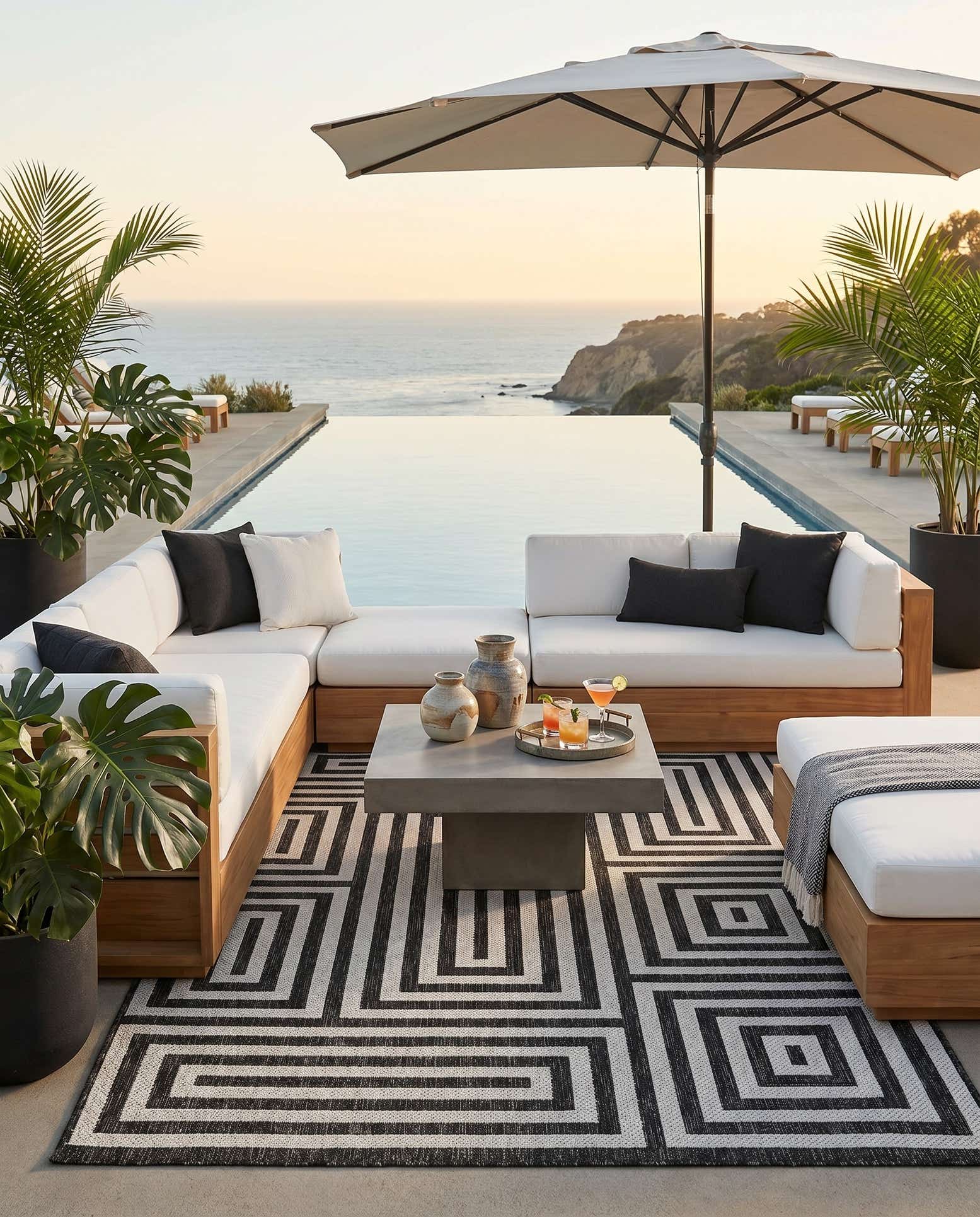 5' 3 x 8' Easy-Clean Modern Indoor / Outdoor Rug