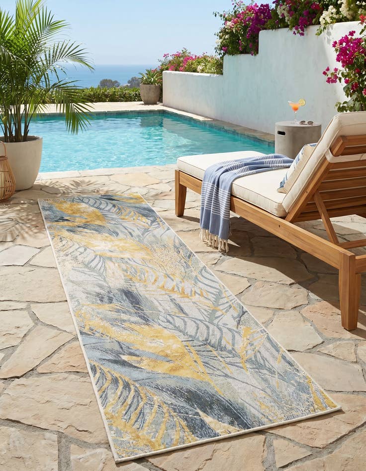 Detail image of 2' 7 x 10' Easy-Clean Botanical Indoor / Outdoor Runner Rug