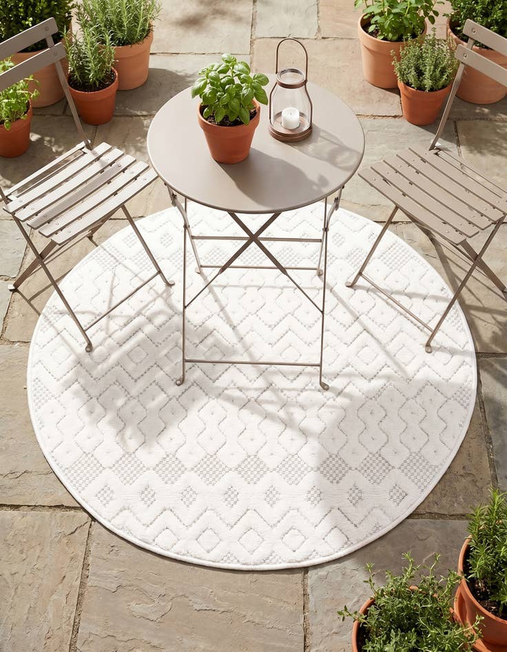 Detail image of 3' x 3' Easy-Clean Trellis Textured Indoor / Outdoor Round Rug