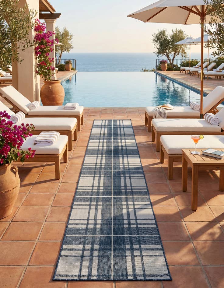 Detail image of 2' 7 x 12' Easy-Clean Checkered Indoor / Outdoor Runner Rug