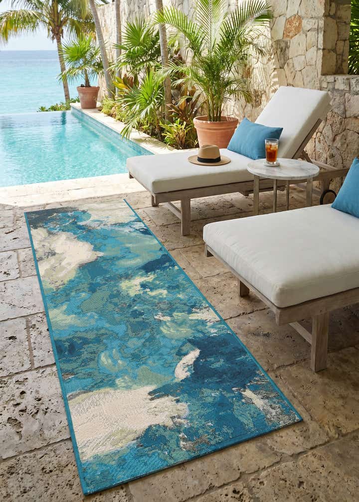 2' x 6' 1 Easy-Clean Modern Indoor / Outdoor Runner Rug