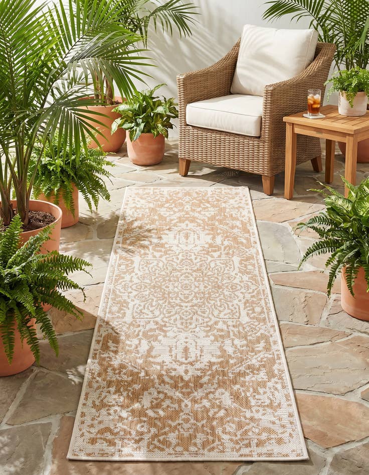 Detail image of 2' x 6' Easy-Clean Jill Zarin Dubai Indoor / Outdoor Runner Rug