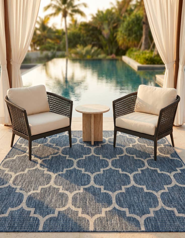 Detail image of 5' 3 x 5' 3 Easy-Clean Trellis Indoor / Outdoor Square Rug
