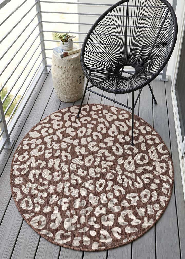 4' x 4' Easy-Clean Safari Indoor / Outdoor Round Rug