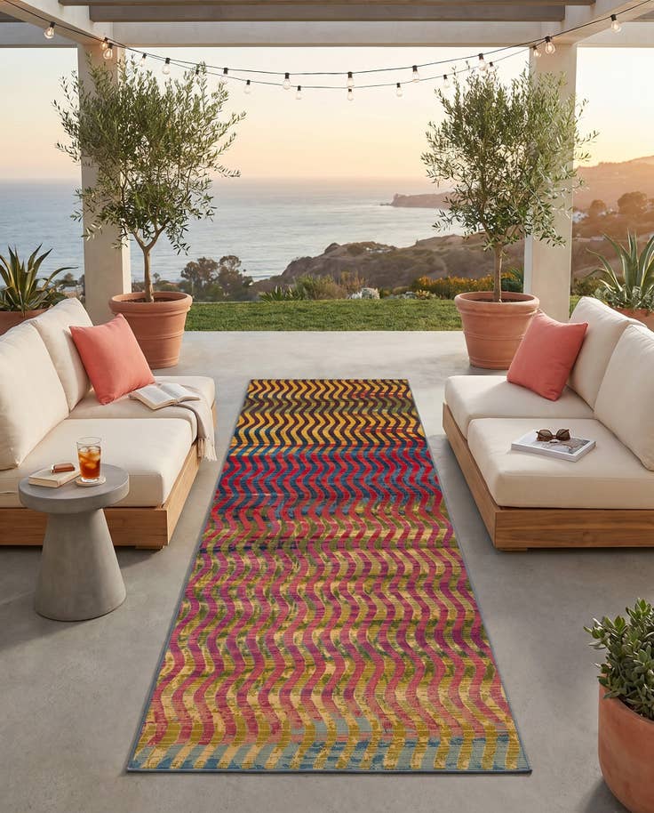 Detail image of 2' 7 x 7' Easy-Clean Modern Indoor / Outdoor Runner Rug
