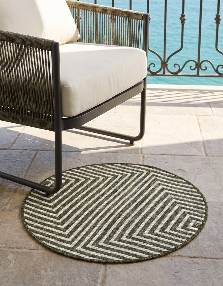 Detail image of 3' x 3' Easy-Clean Modern Indoor / Outdoor Round Rug