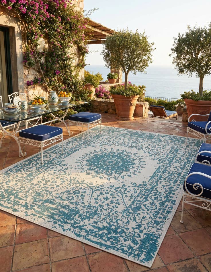 Detail image of 9' x 12' Easy-Clean Traditional Indoor / Outdoor Rug