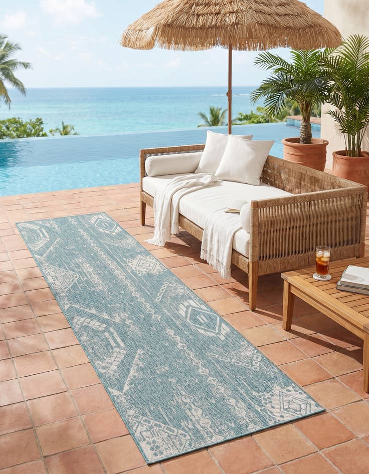 Detail image of 2' 7 x 12' Easy-Clean Bohemian Indoor / Outdoor Runner Rug