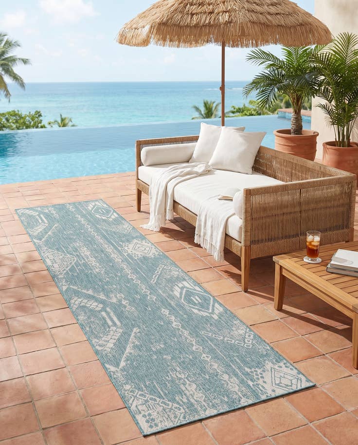 Detail image of 2' 7 x 12' Easy-Clean Bohemian Indoor / Outdoor Runner Rug