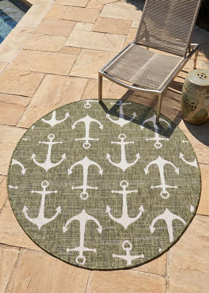 4' x 4' Easy-Clean Coastal Indoor / Outdoor Round Rug