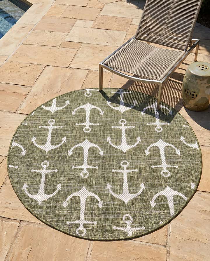 4' x 4' Easy-Clean Coastal Indoor / Outdoor Round Rug