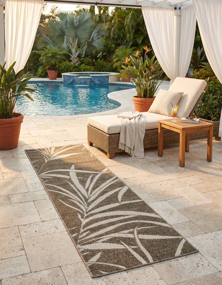 Detail image of 2' x 6' Easy-Clean Botanical Indoor / Outdoor Runner Rug