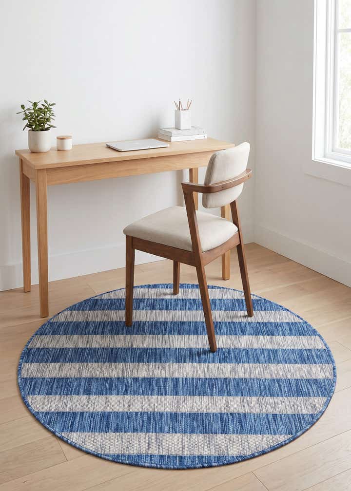 4' x 4' Easy-Clean Ribbon Indoor / Outdoor Round Rug