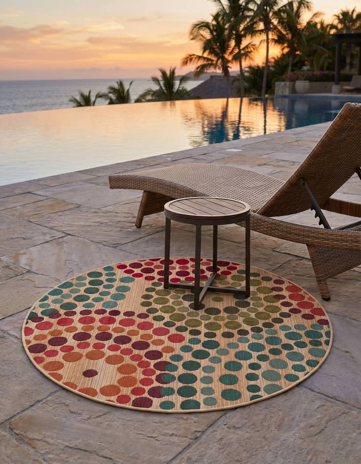Detail image of 4' x 4' Easy-Clean Modern Indoor / Outdoor Round Rug