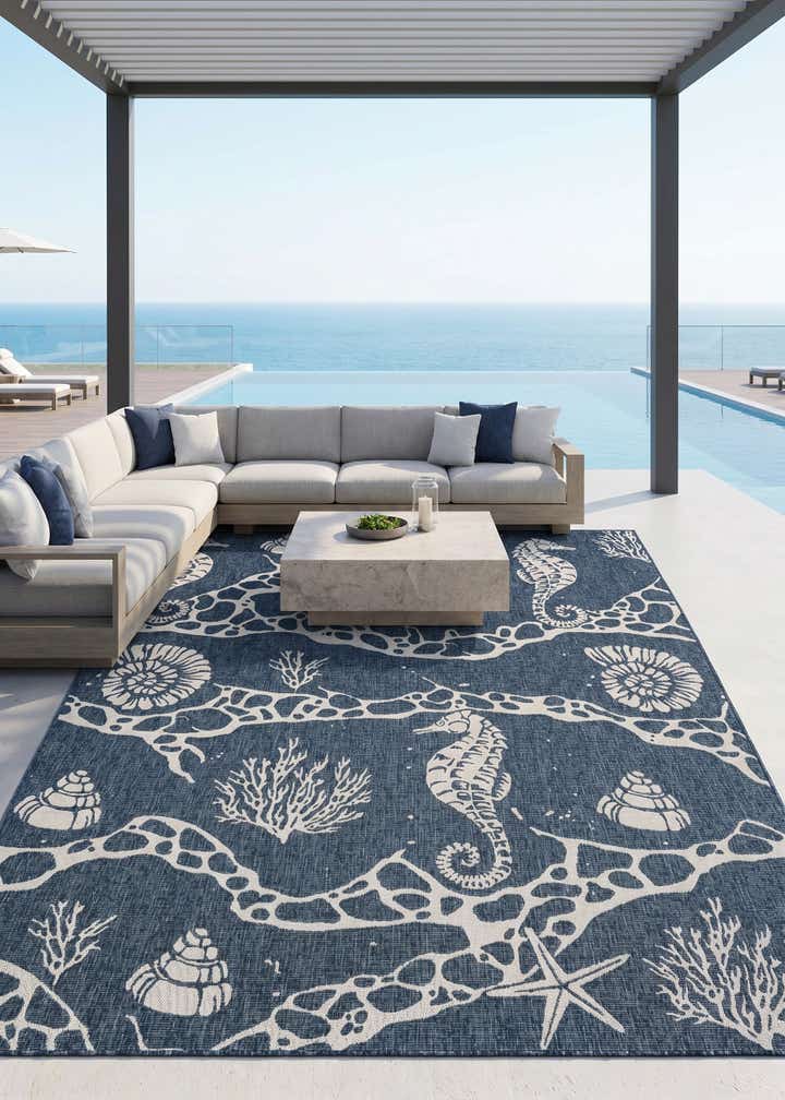 7' 10 x 10' Easy-Clean Coastal Indoor / Outdoor Rug