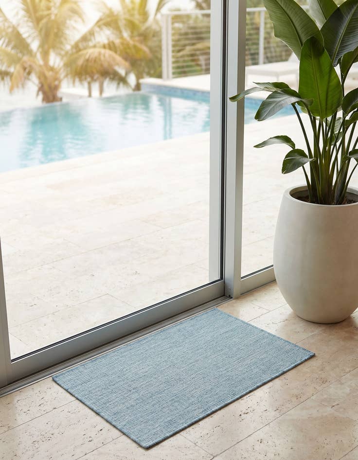 Detail image of 2' x 3' 1 Easy-Clean Solid Indoor / Outdoor Rug