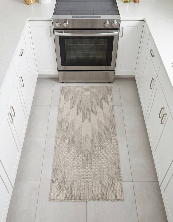 Detail image of 2' x 4' Easy-Clean Modern Indoor / Outdoor Runner Rug