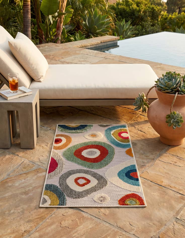 Detail image of 2' x 3' Easy-Clean Casablanca Indoor / Outdoor Rug