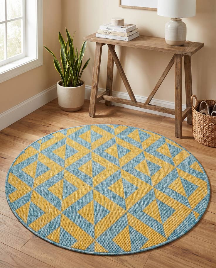 Detail image of 3' x 3' Easy-Clean Jill Zarin Napa Indoor / Outdoor Round Rug