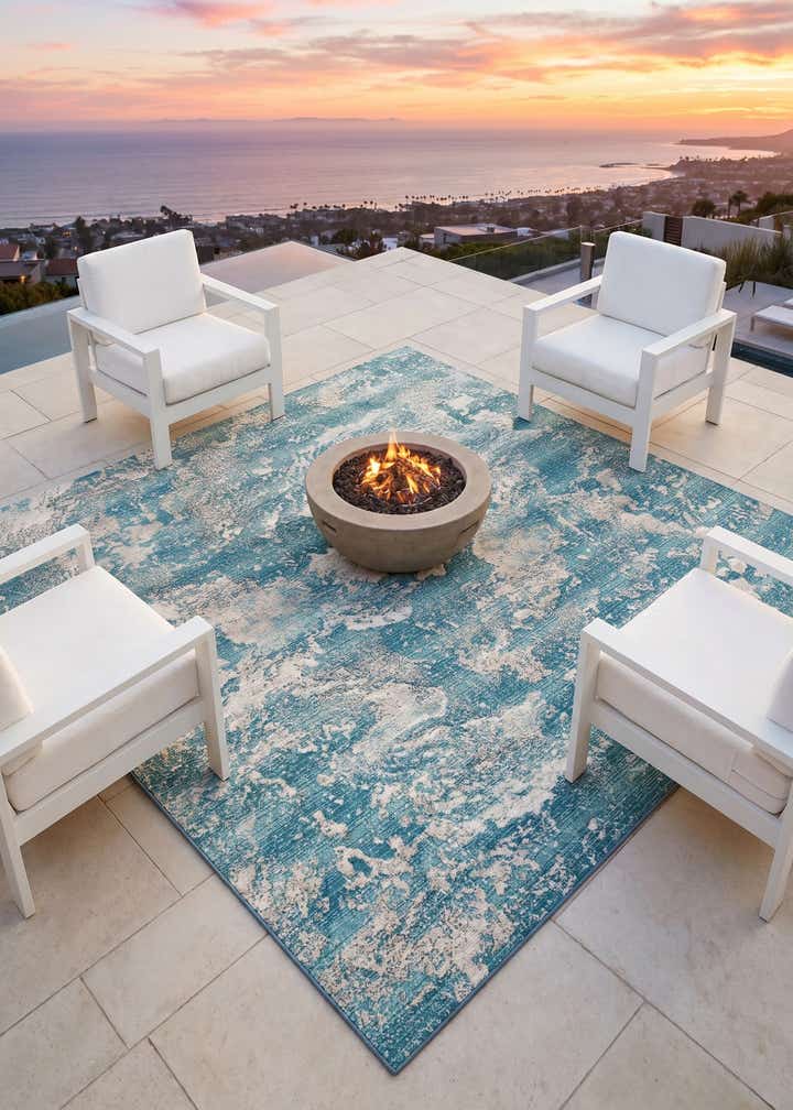7' 10 x 7' 10 Easy-Clean Modern Indoor / Outdoor Square Rug