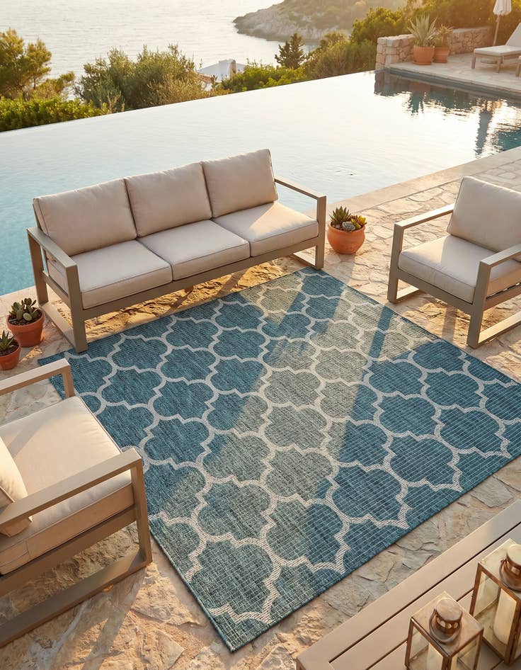 Detail image of 6' x 6' Easy-Clean Trellis Indoor / Outdoor Square Rug