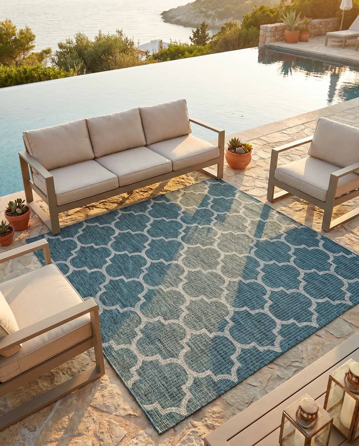 Detail image of 6' x 6' Easy-Clean Trellis Indoor / Outdoor Square Rug