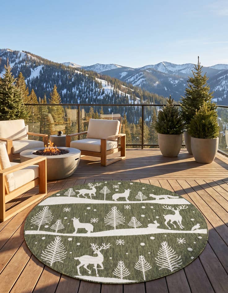 Detail image of 5' 3 x 5' 3 Easy-Clean Holiday Indoor / Outdoor Round Rug