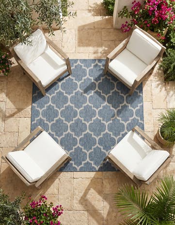 6' x 6' Easy-Clean Lattice Indoor / Outdoor Square Rug