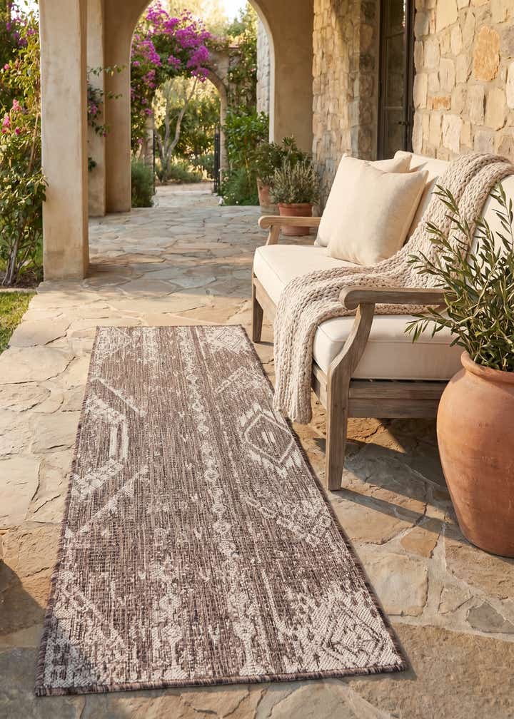 2' x 5' 3 Easy-Clean Bohemian Indoor / Outdoor Runner Rug