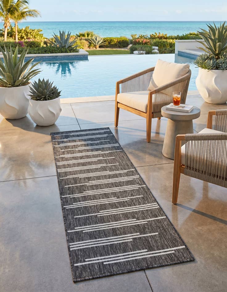 Detail image of 2' x 6' Easy-Clean Modern Indoor / Outdoor Runner Rug