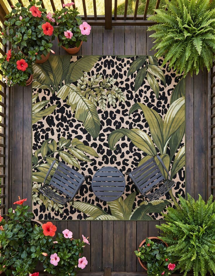 Detail image of 5' 3 x 5' 3 Easy-Clean Botanical Indoor / Outdoor Square Rug