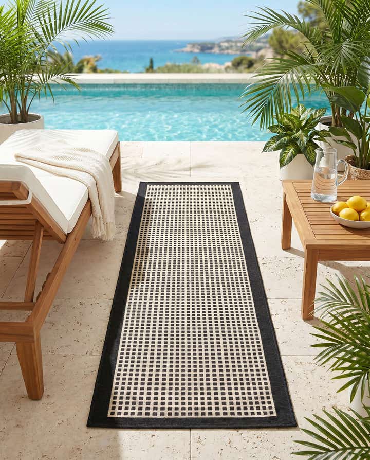 2' x 5' Easy-Clean Border Indoor / Outdoor Runner Rug
