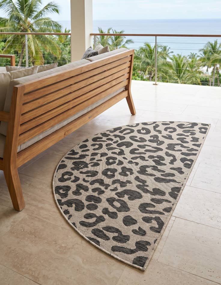 Detail image of 3' x 6' Easy-Clean Safari Indoor / Outdoor Hearth Rug