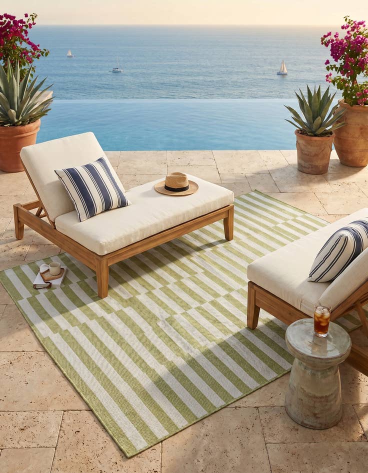 Detail image of 5' 3 x 7' Easy-Clean Striped Indoor / Outdoor Rug