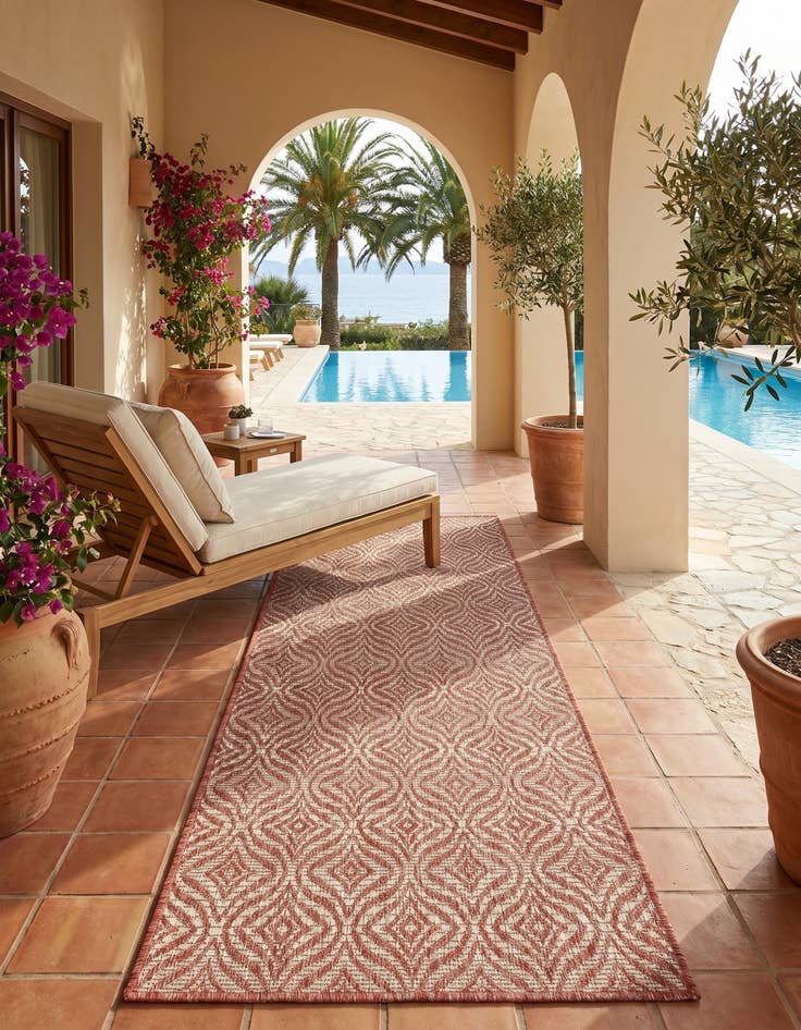 Detail image of 2' x 6' Easy-Clean Trellis Indoor / Outdoor Runner Rug
