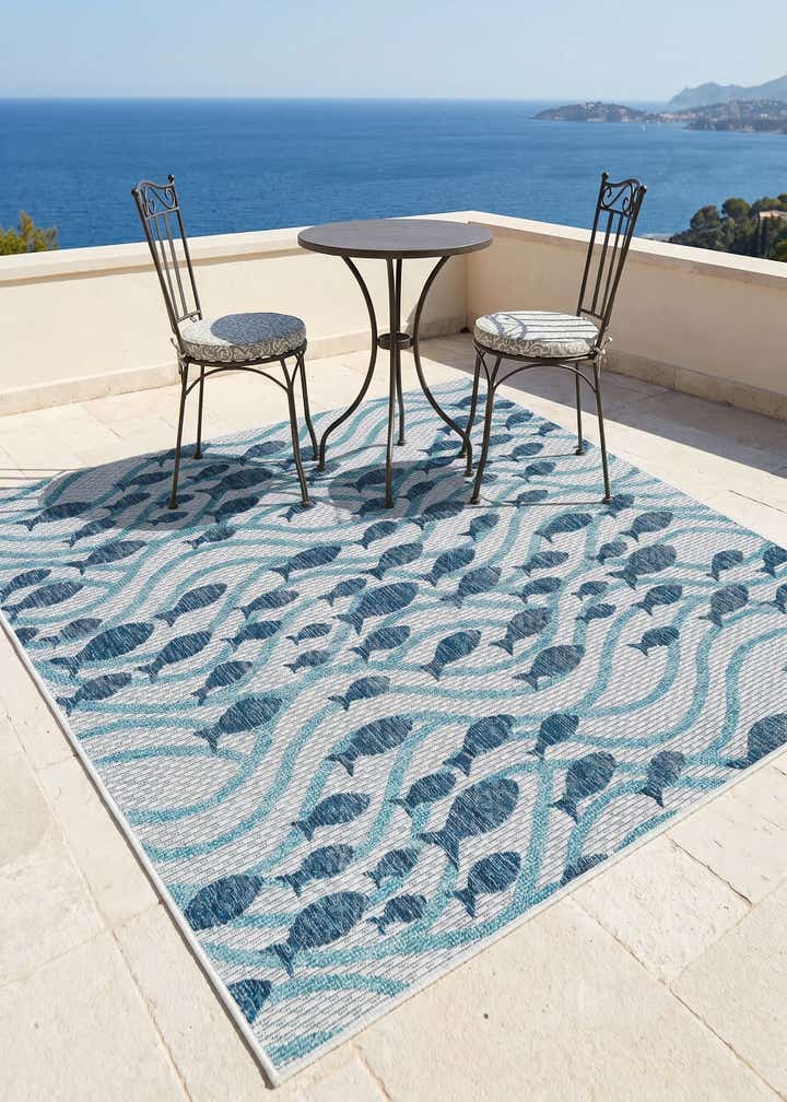 5' 3 x 5' 3 Easy-Clean Coastal Indoor / Outdoor Square Rug