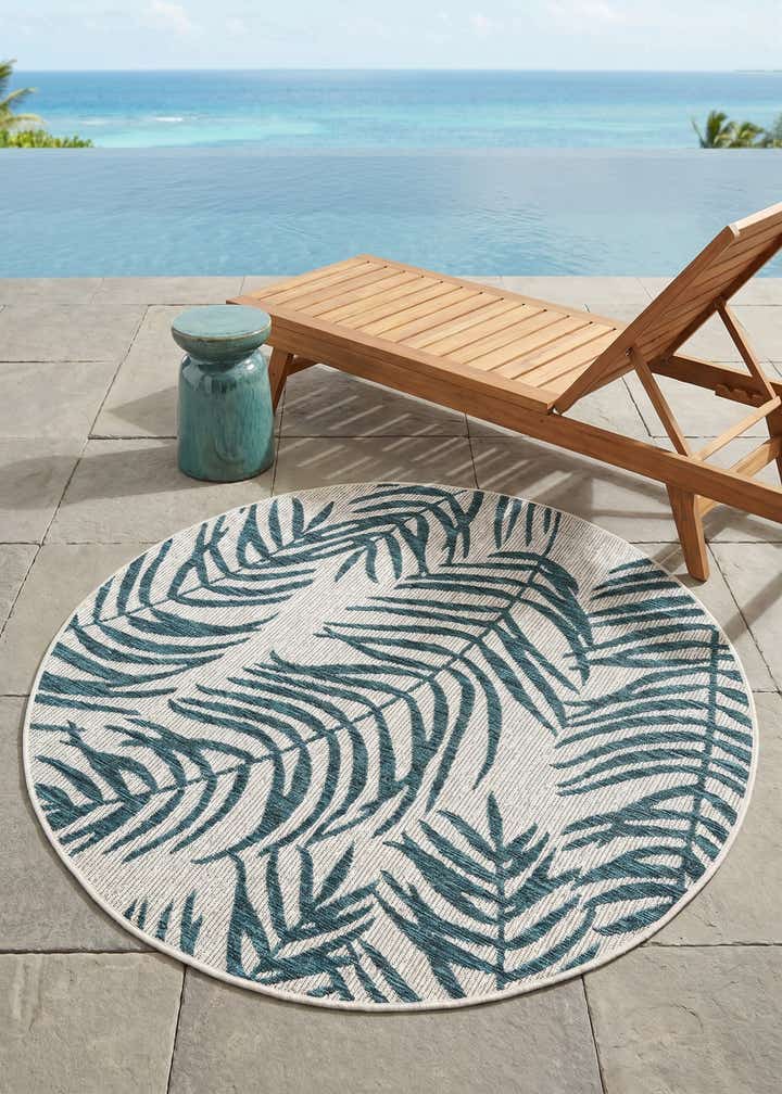 4' x 4' Easy-Clean Botanical Indoor / Outdoor Round Rug