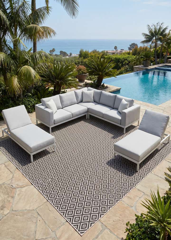 10' x 10' Easy-Clean Jill Zarin Costa Rica Indoor / Outdoor Square Rug