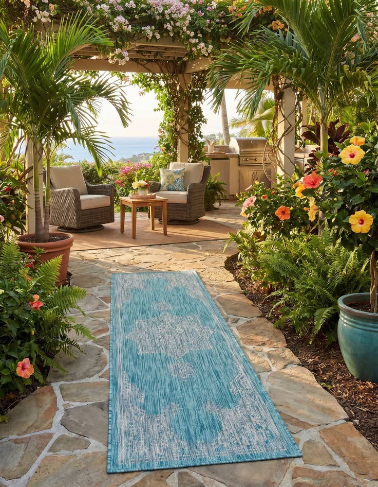 Detail image of 2' x 6' Easy-Clean Traditional Indoor / Outdoor Runner Rug