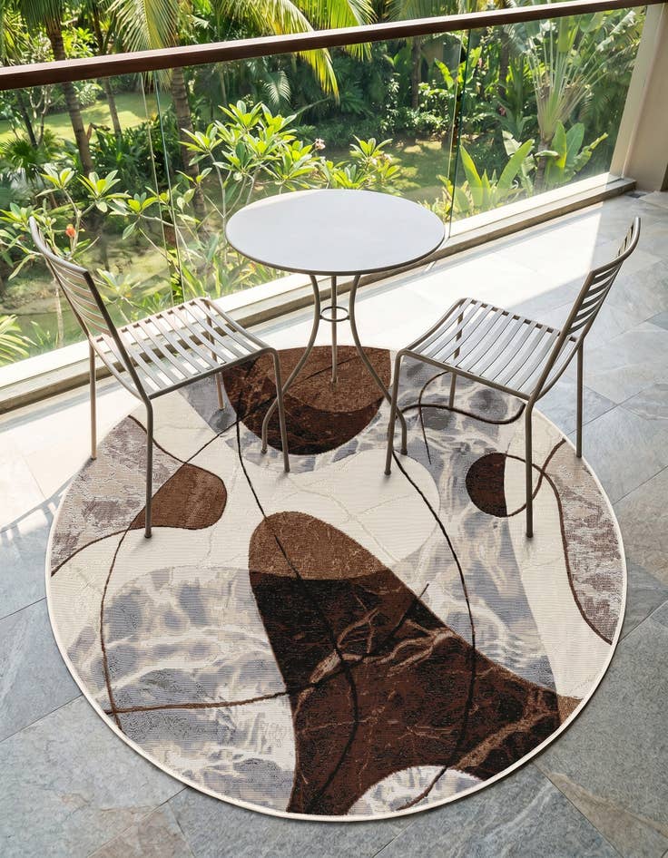 Detail image of 5' x 5' Easy-Clean Modern Indoor / Outdoor Round Rug
