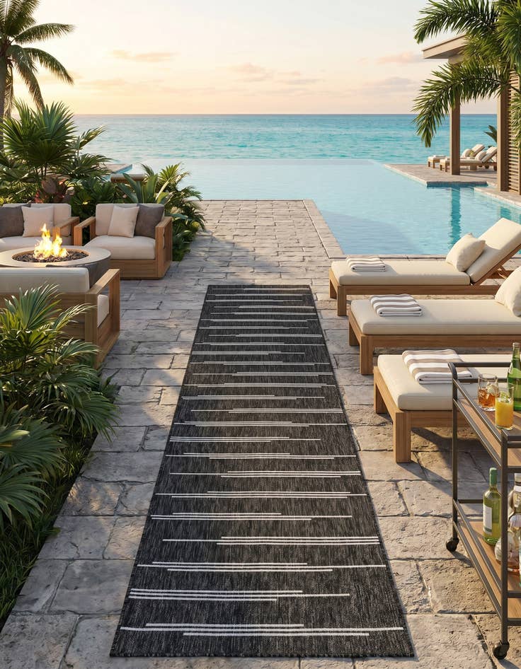 Detail image of 2' 7 x 12' Easy-Clean Modern Indoor / Outdoor Runner Rug