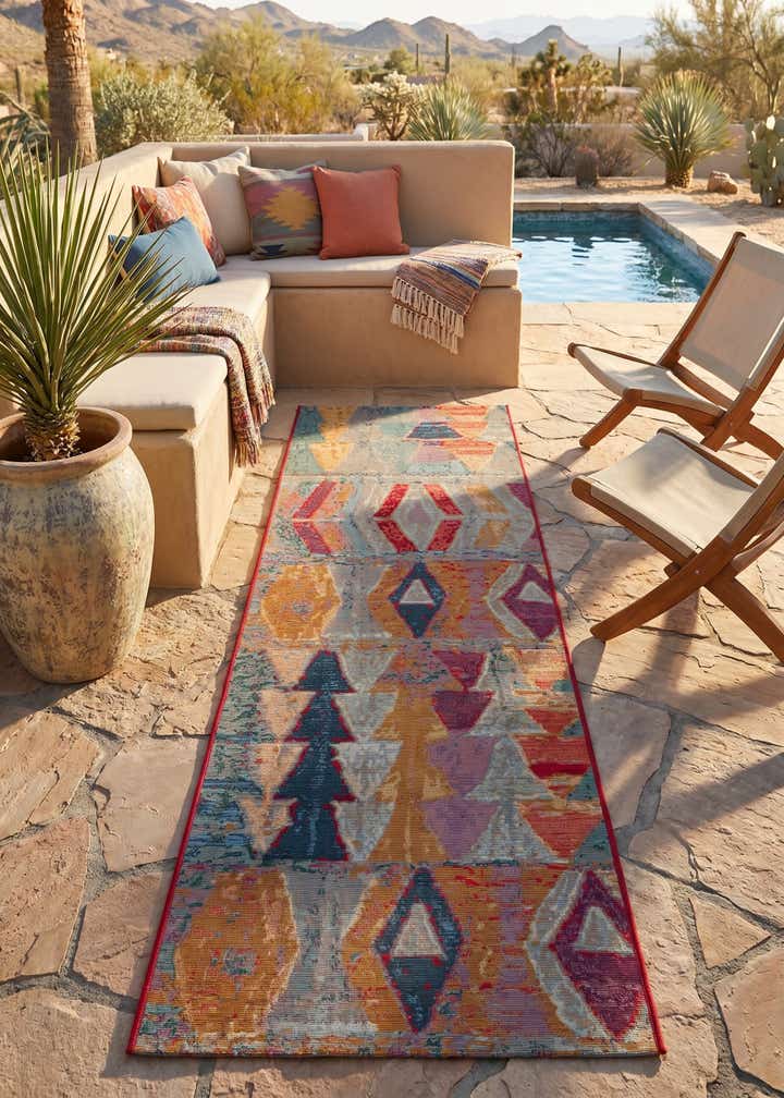 2' 7 x 7' Easy-Clean Modern Indoor / Outdoor Runner Rug