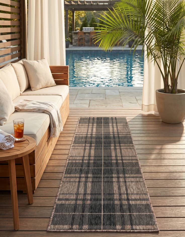 Detail image of 2' x 6' Easy-Clean Checkered Indoor / Outdoor Runner Rug