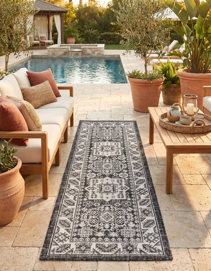Detail image of 2' x 6' Easy-Clean Aztec Indoor / Outdoor Runner Rug